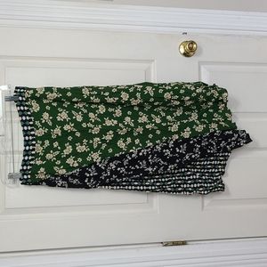Contrast floral skirt size 6